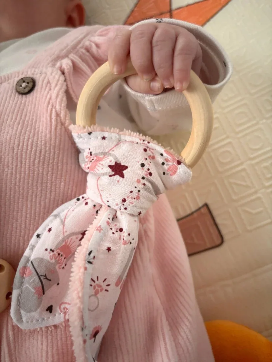 Anneau de dentition bébé fait main "Ballet céleste"