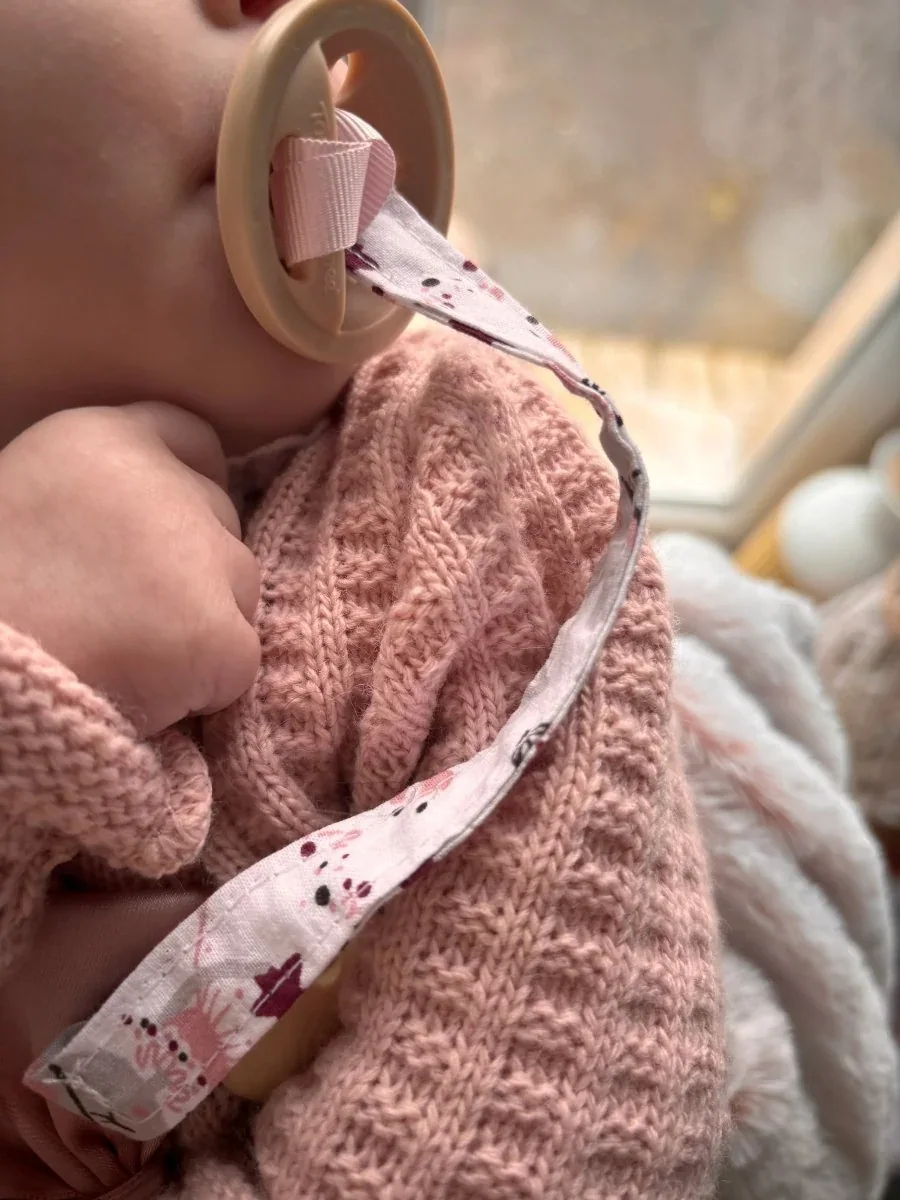 Attache-tétine bébé faite main "Ballet céleste"