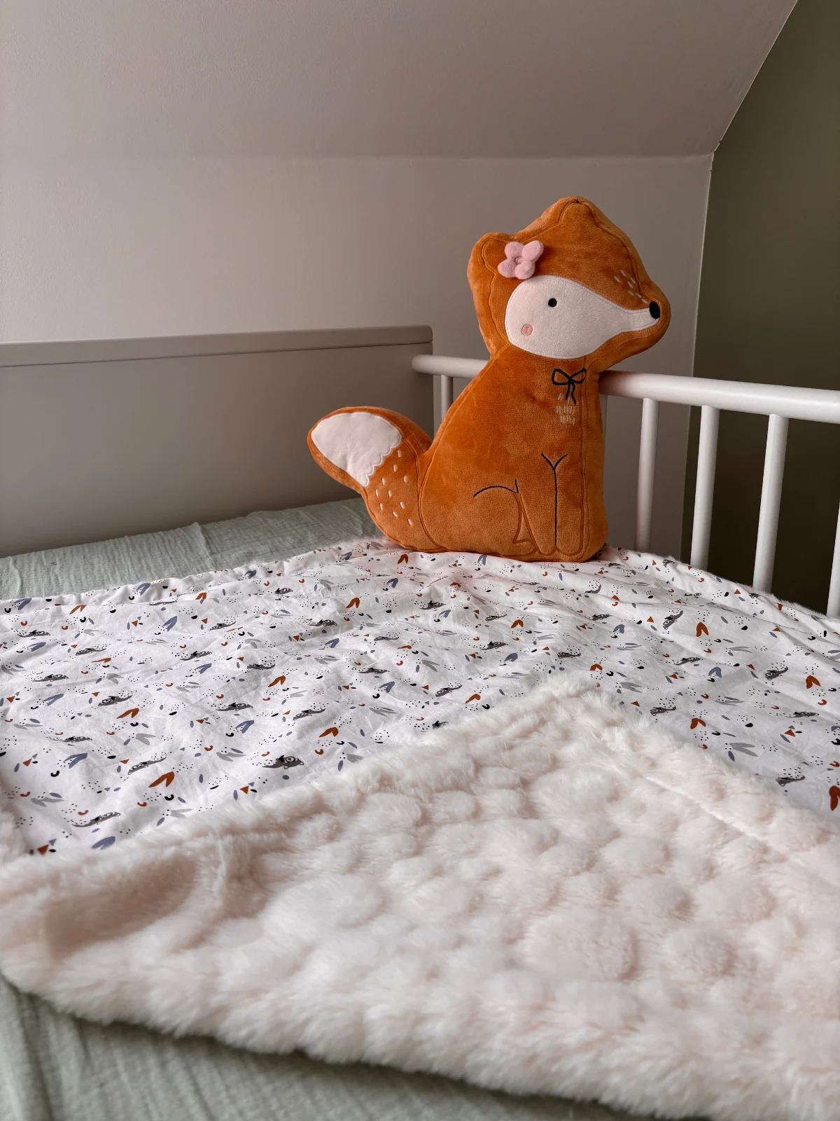 Couverture de bébé texturée et moelleuse "Câlins des bois"
