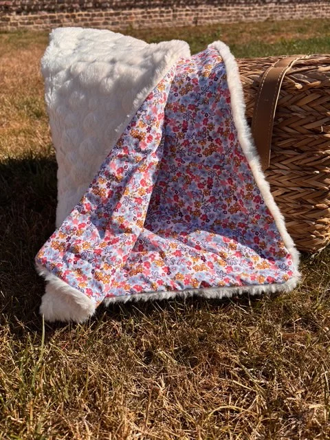 Couverture de bébé texturée et moelleuse "Printemps céleste"