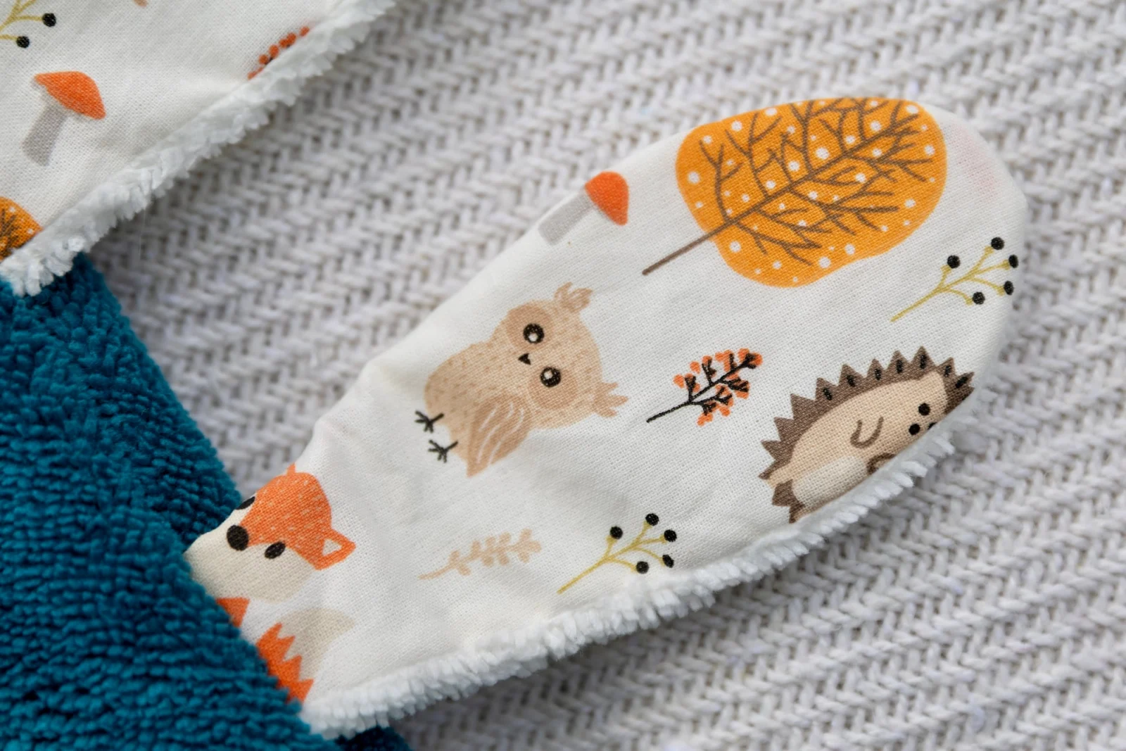 Coffret naissance doudou plat et accessoires assortis - "Promenade d'automne"