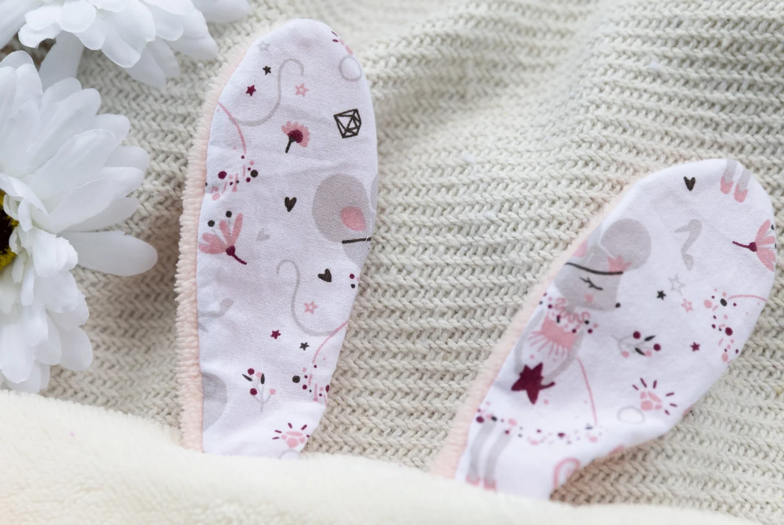 Coffret naissance doudou plat et accessoires assortis - "Ballet céleste"