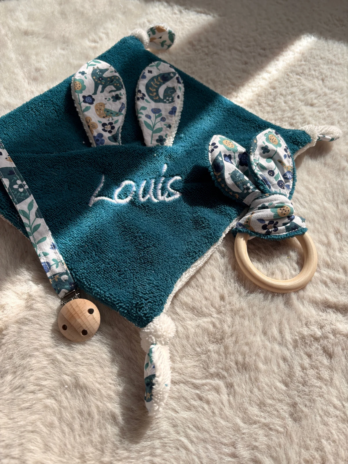 Coffret naissance doudou plat et accessoires assortis - "Forêt stellaire"