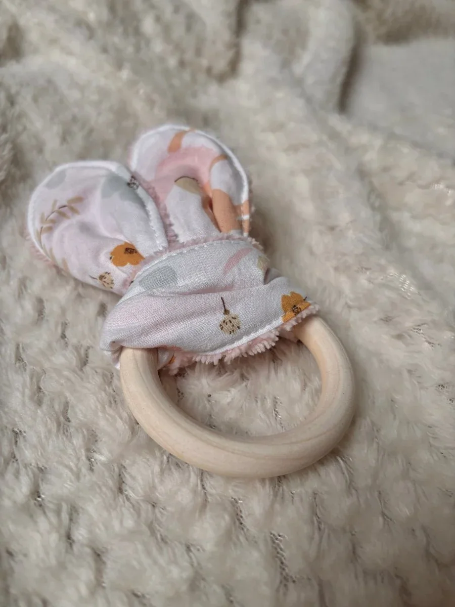 Anneau de dentition bébé fait main "Douceur printanière"