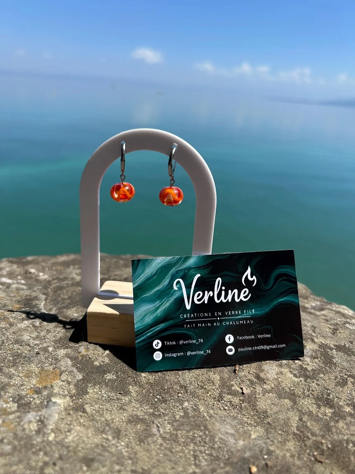 Boucles d’oreilles Corail ambrées finition argentée