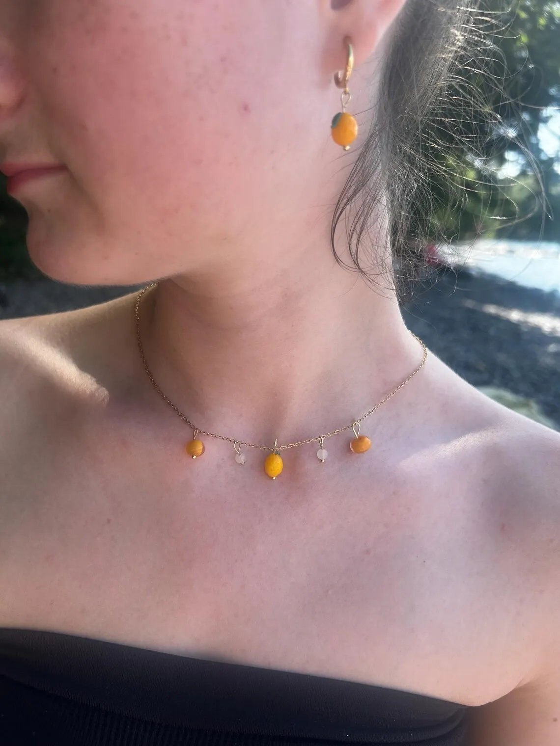Collier charms citron en verre filé